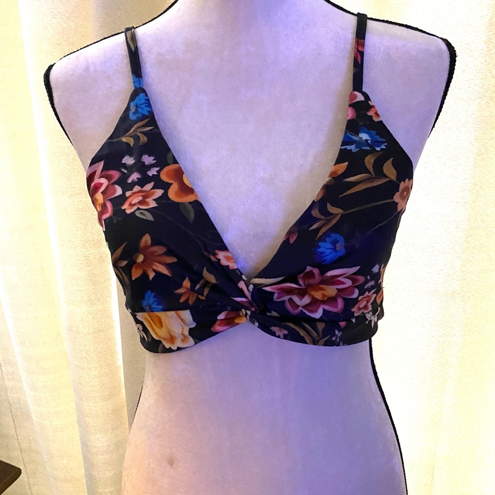 CBR Bandeau Top 🌷🌷 - Picture 3 of 10